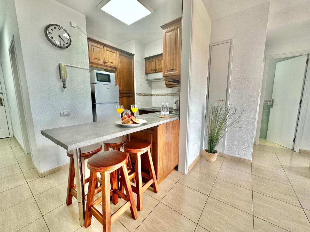 Sunbeach Apartment 阿罗纳 外观 照片