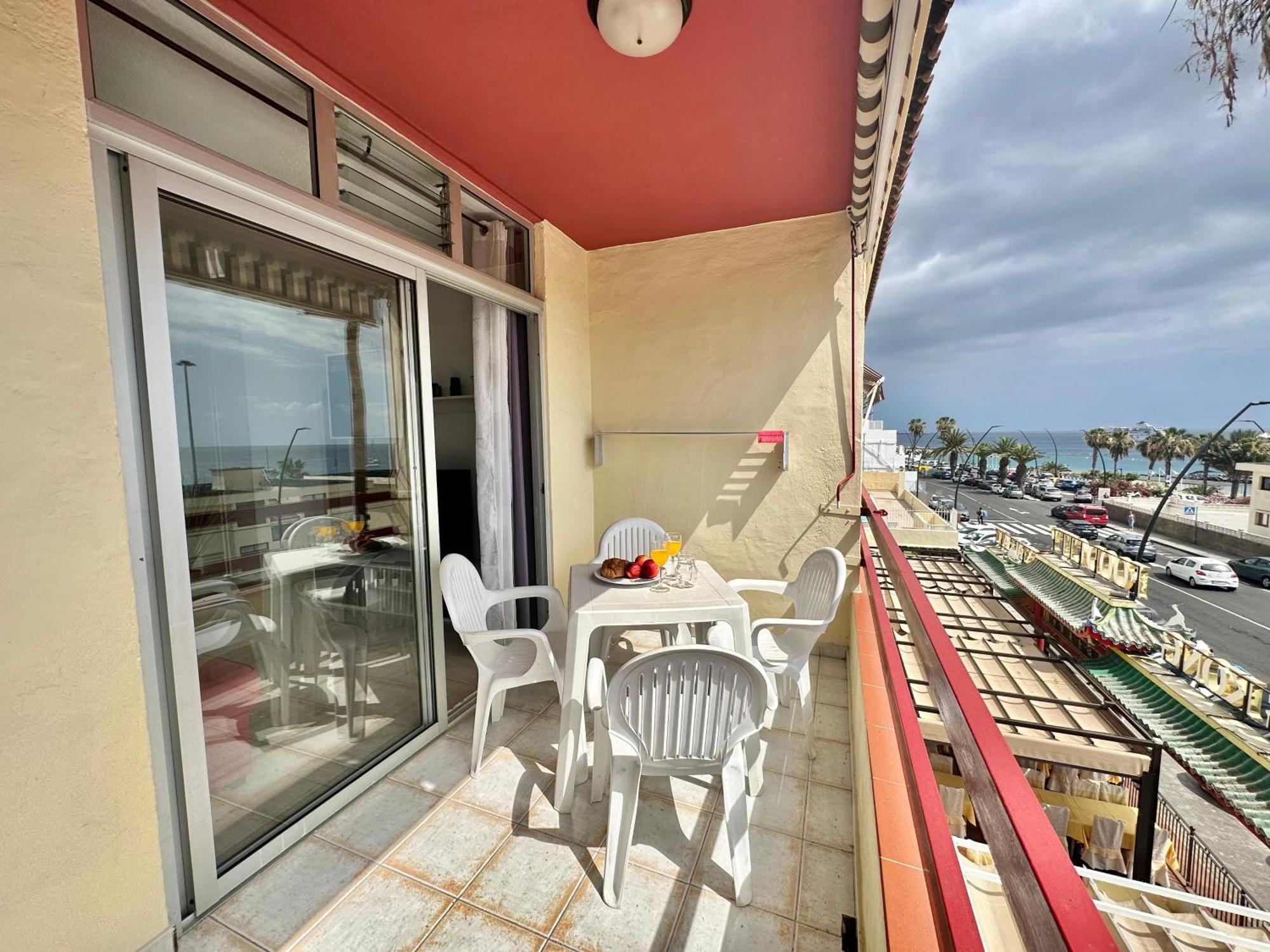 Sunbeach Apartment 阿罗纳 外观 照片