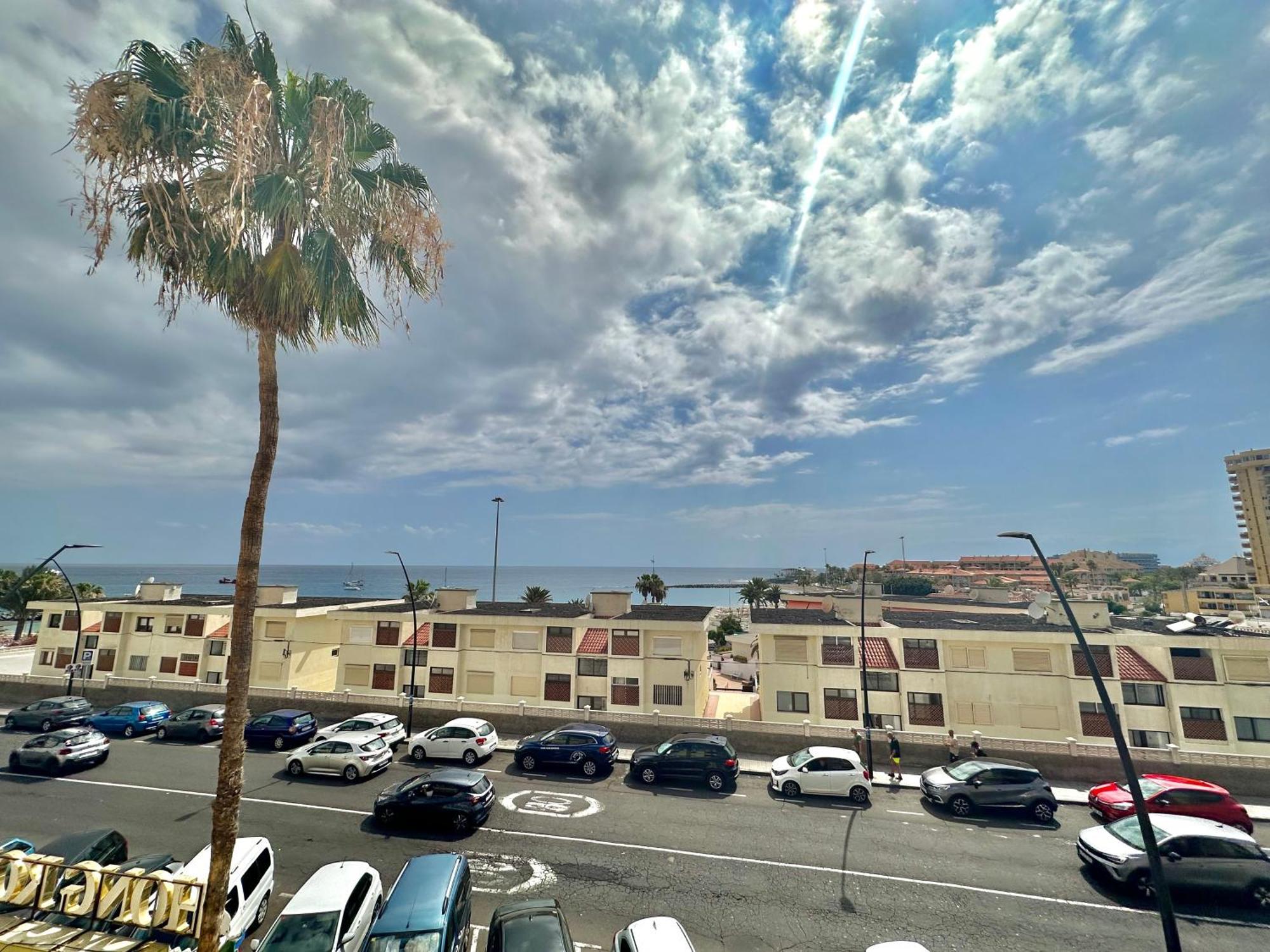 Sunbeach Apartment 阿罗纳 外观 照片